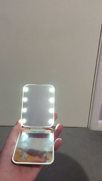✨ LED Pocket Makeup Mirror – Your Beauty Essential On The Go! ✨
